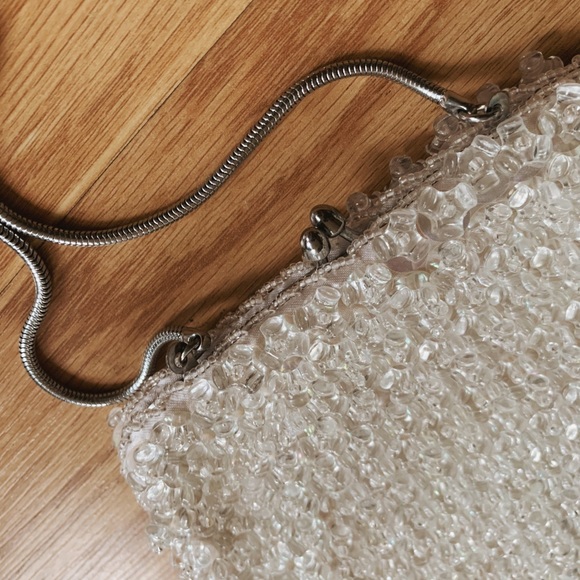 Vintage mini handbag with crystal breads - Picture 3 of 3